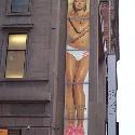 LaSENZA ad on rue Ste-Catherine 